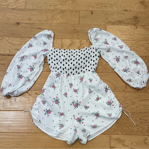 For Love and Lemons Dolly Romper Playsuit Floral Heart Print Size Medium - Picture 10 of 13